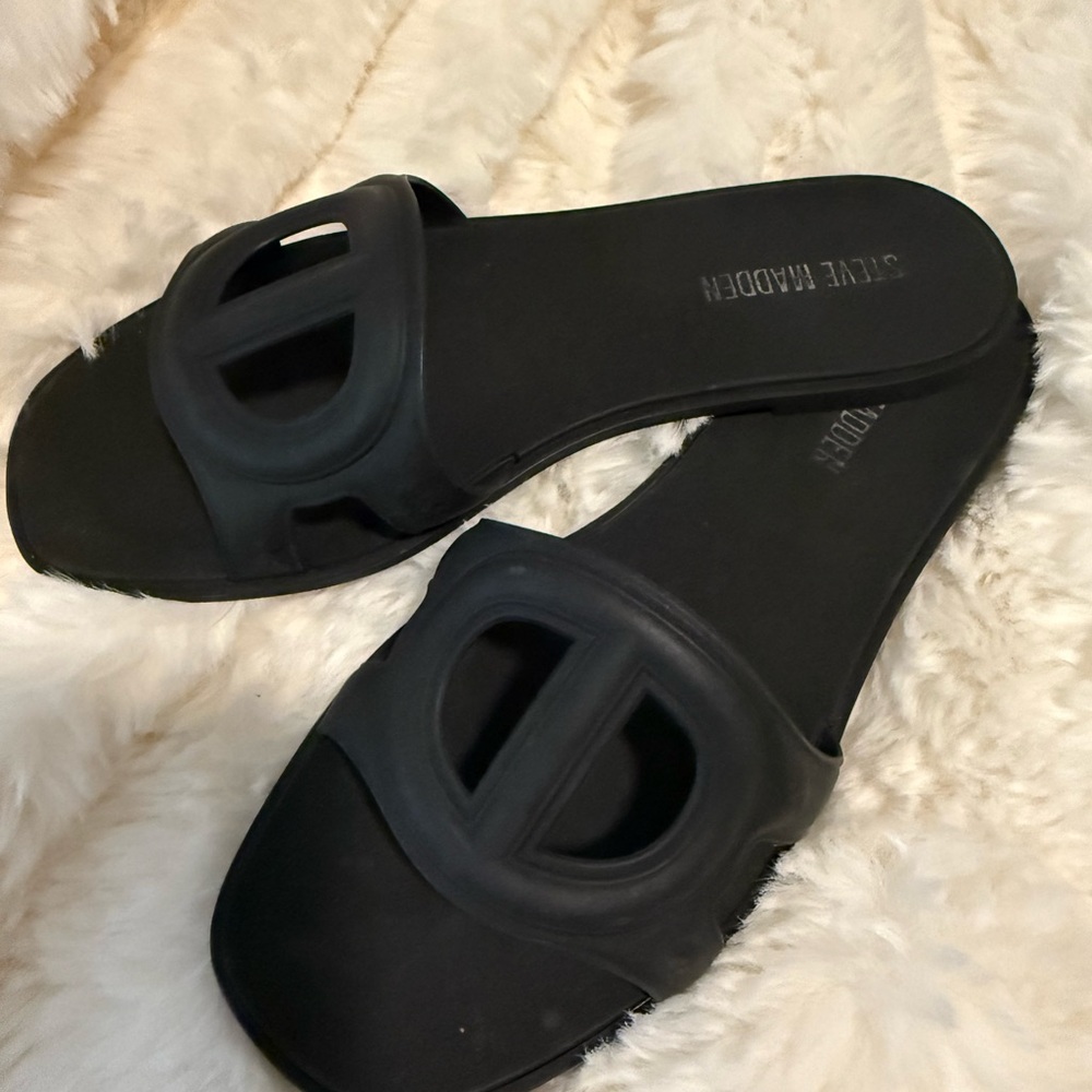 Steve Madden Black Slide Sandals